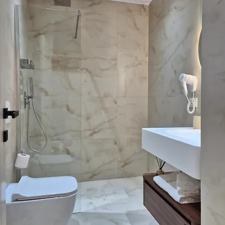 Premium Sea View Sarandë